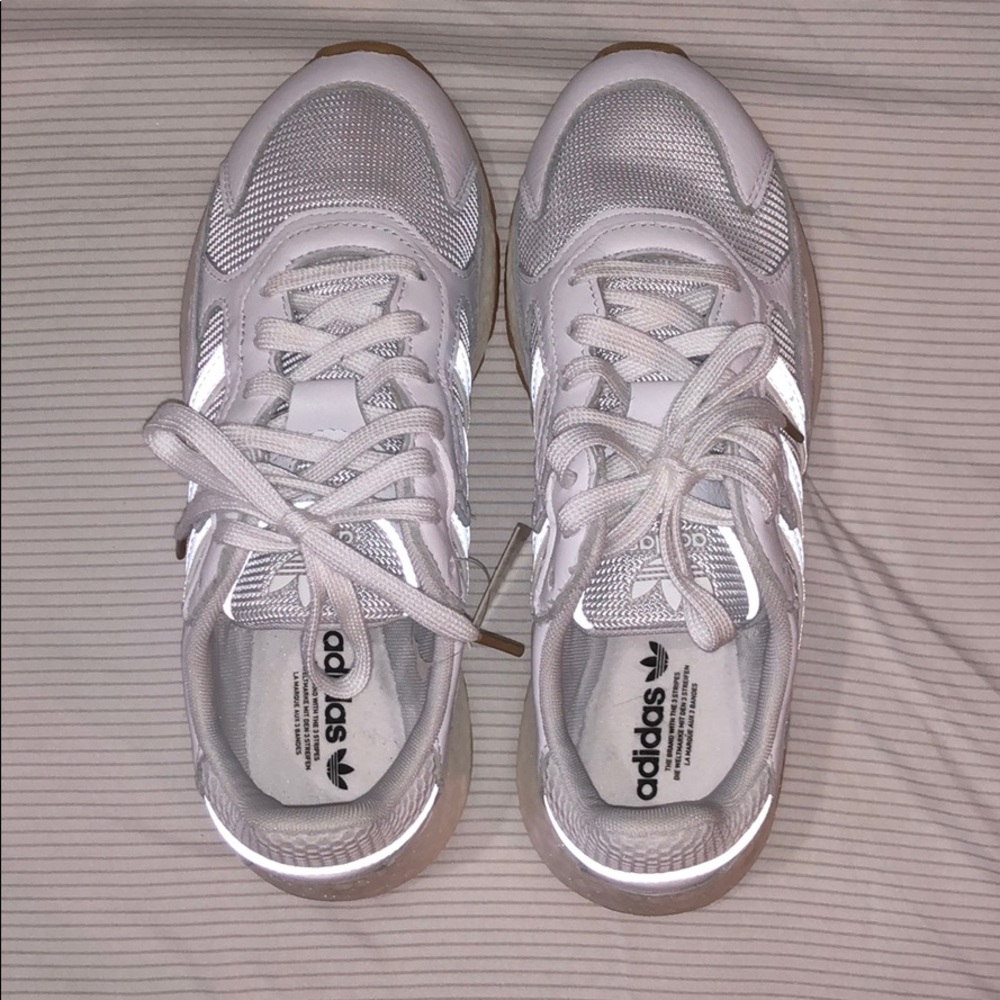 Adidas - Picture 2 of 4